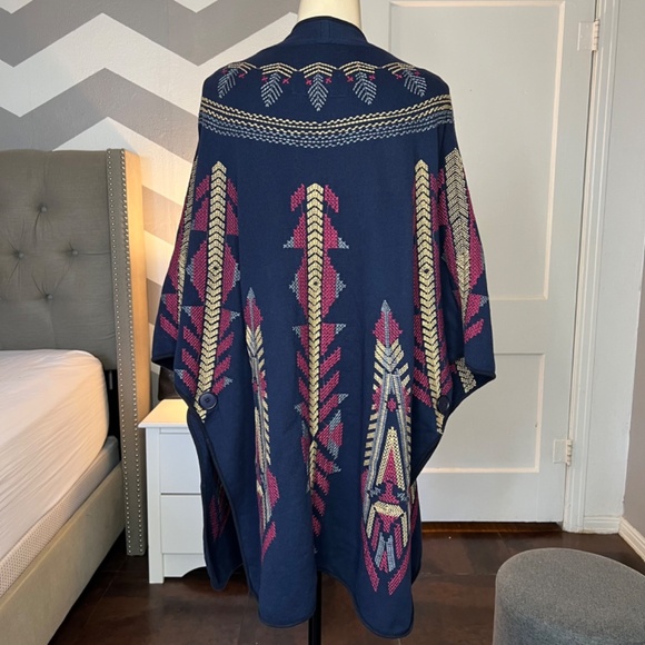 Johnny Was Embroidered Blanket Poncho - M - Picture 2 of 3
